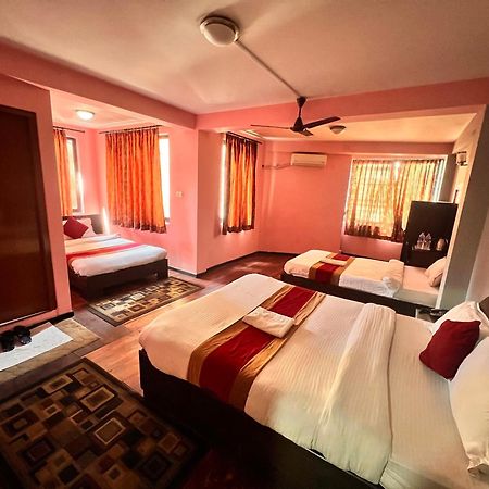 Hotel Family Home กาฐมาณฑุ ภายนอก รูปภาพ