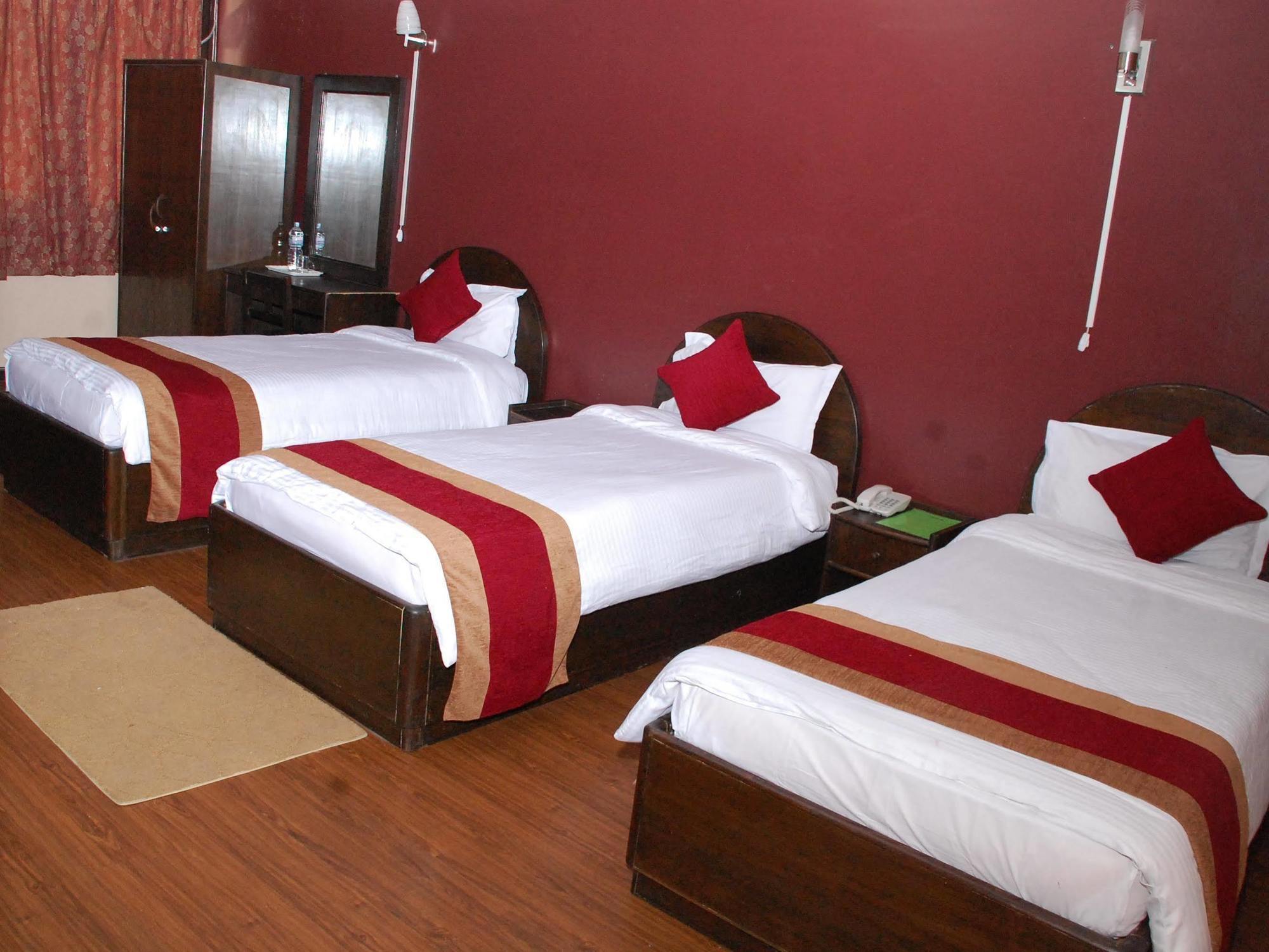 Hotel Family Home กาฐมาณฑุ ภายนอก รูปภาพ