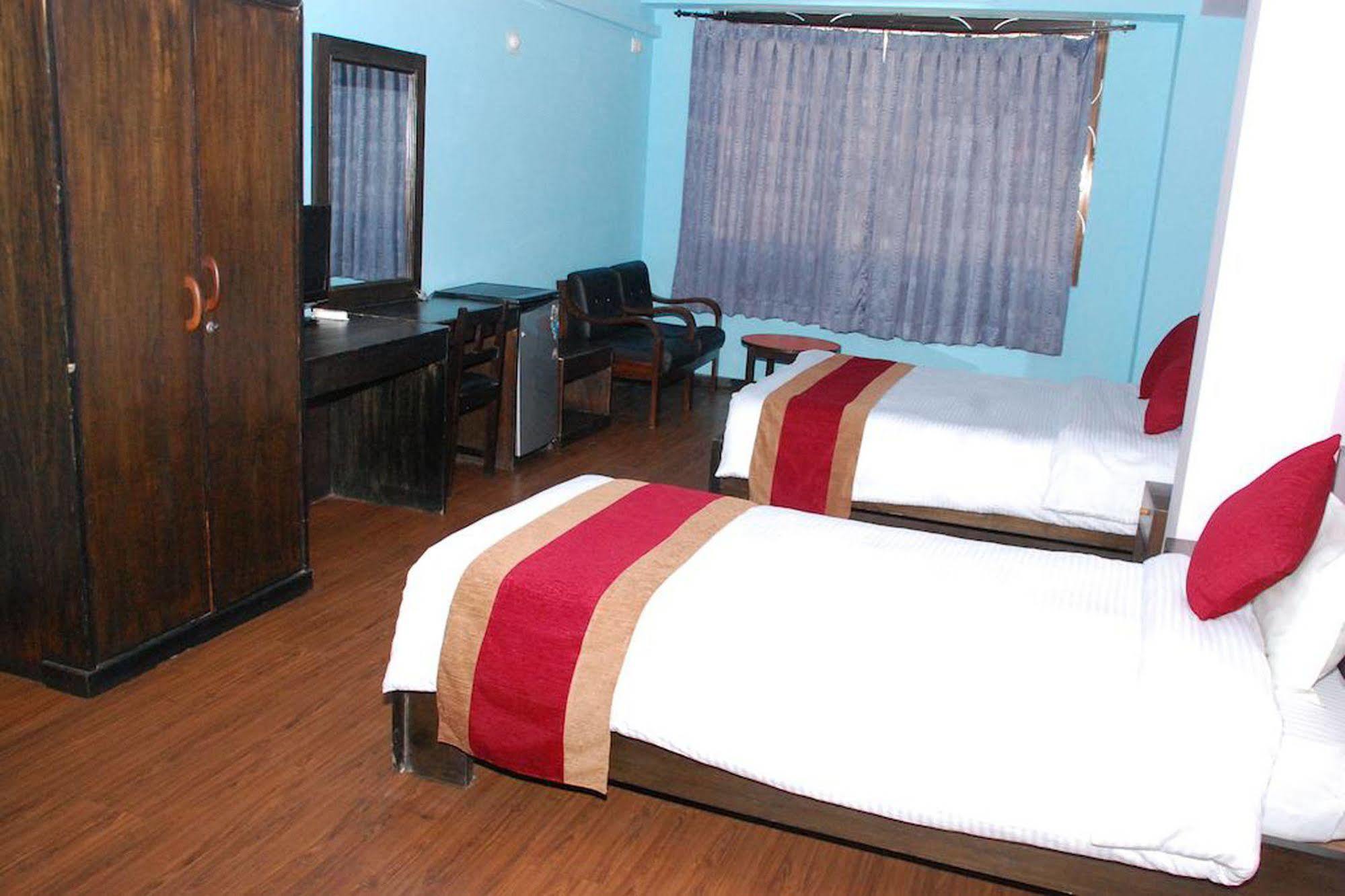 Hotel Family Home กาฐมาณฑุ ภายนอก รูปภาพ