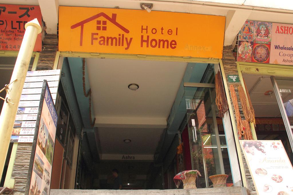 Hotel Family Home กาฐมาณฑุ ภายนอก รูปภาพ