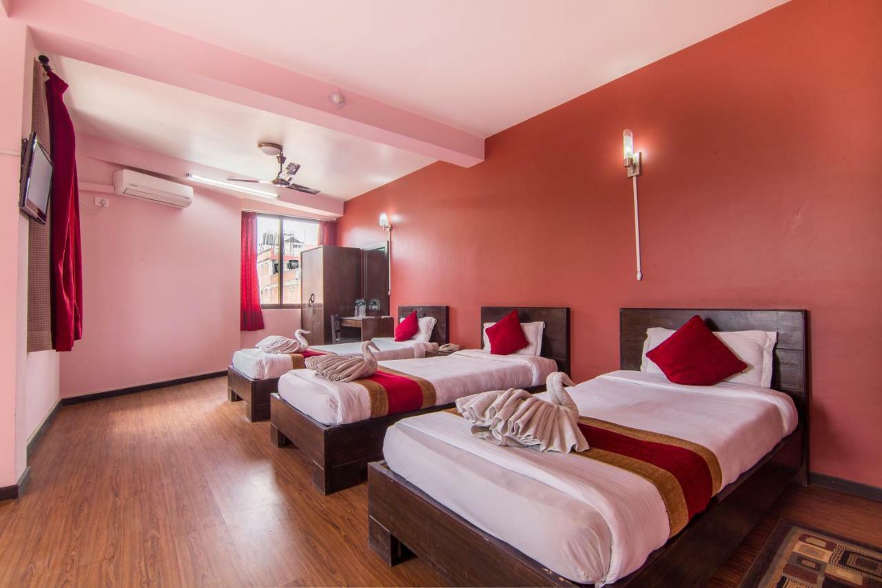 Hotel Family Home กาฐมาณฑุ ภายนอก รูปภาพ
