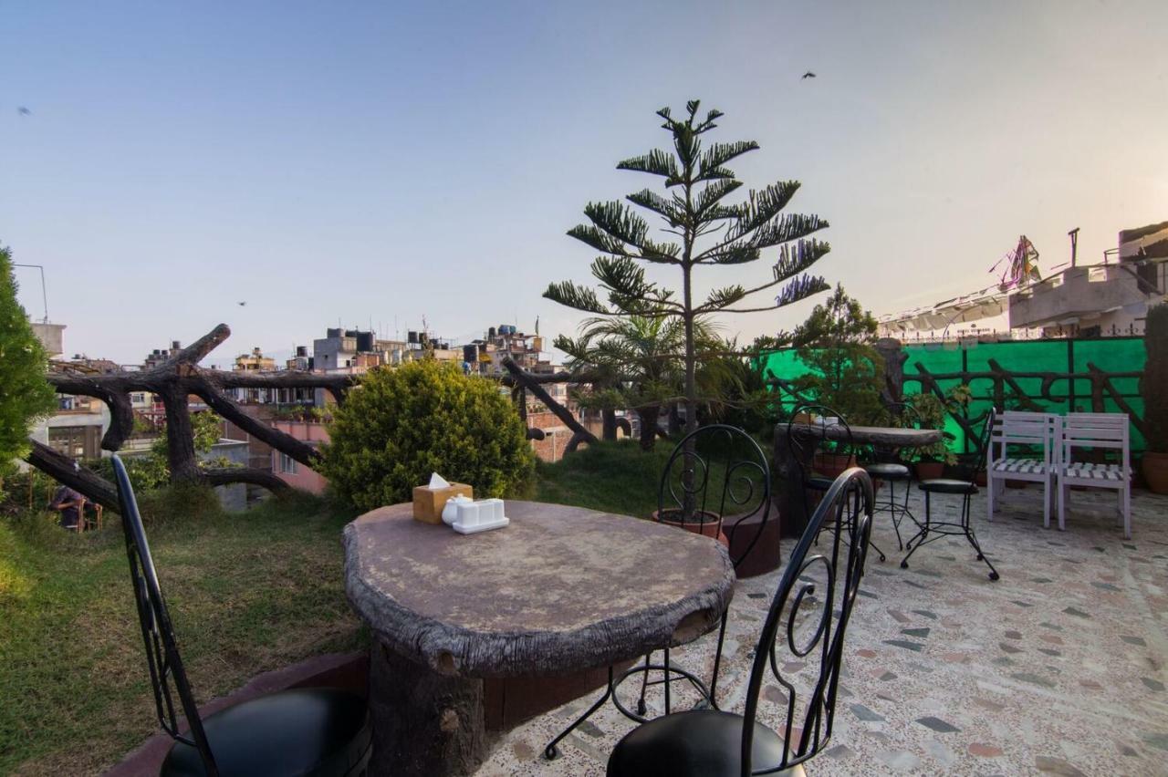 Hotel Family Home กาฐมาณฑุ ภายนอก รูปภาพ