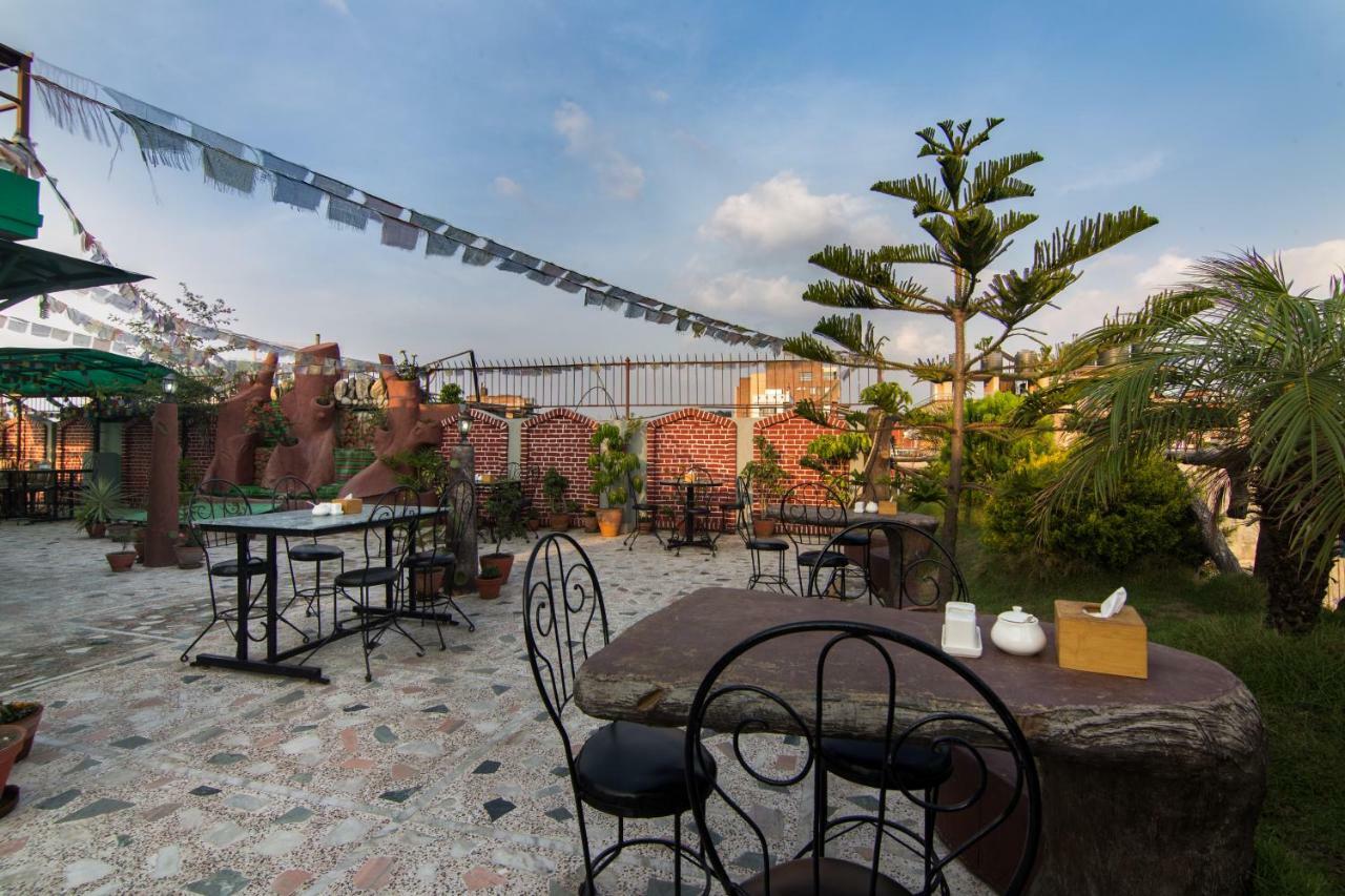 Hotel Family Home กาฐมาณฑุ ภายนอก รูปภาพ