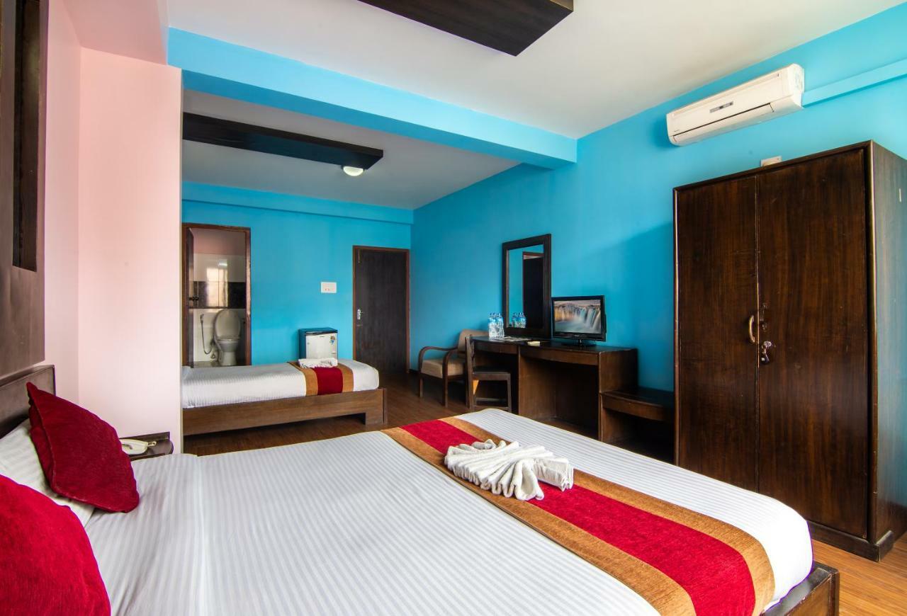 Hotel Family Home กาฐมาณฑุ ภายนอก รูปภาพ